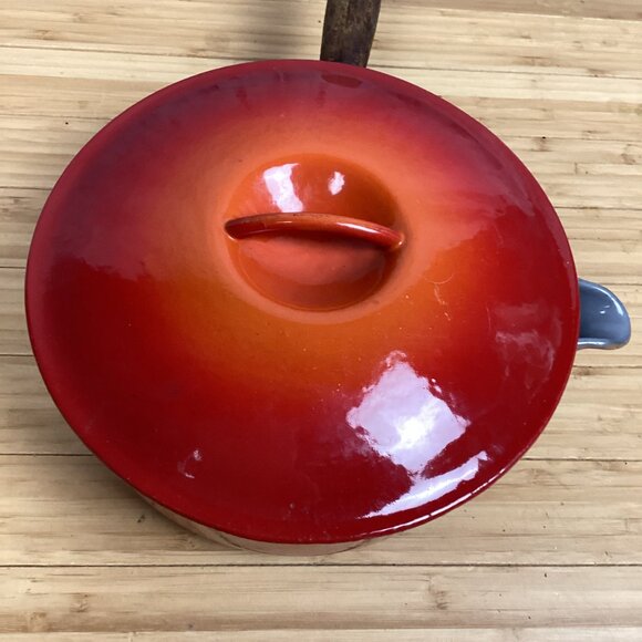 Vintage LeCreuset Flame Orange #22 Enamel Sauce Pan - Picture 5 of 13